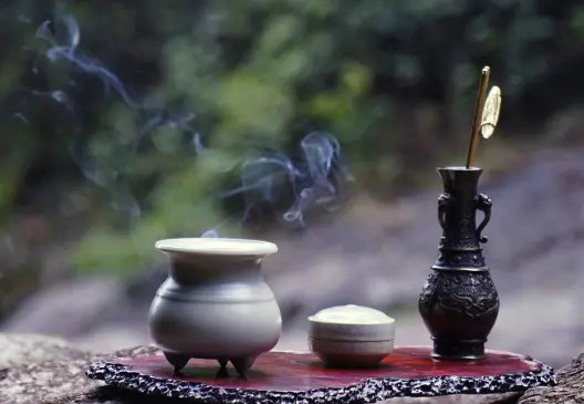 上海浦东滨江骑行：夜骑东岸绿道，一场穿越魔都光影的极致浪漫 🚴